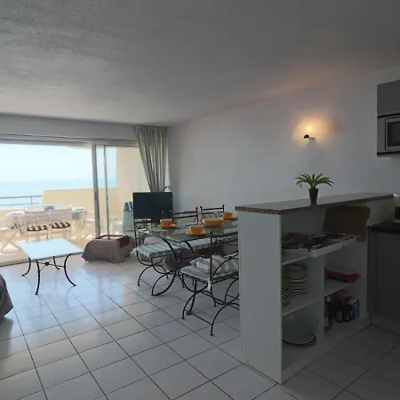 Appartement Climatise 3 Pieces Avec Terrasse, Box A Sete - Fr-1-472A-217 *